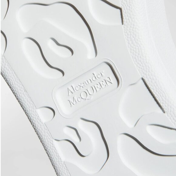 Alexander McQueen Sneakers - Picture 5 of 7